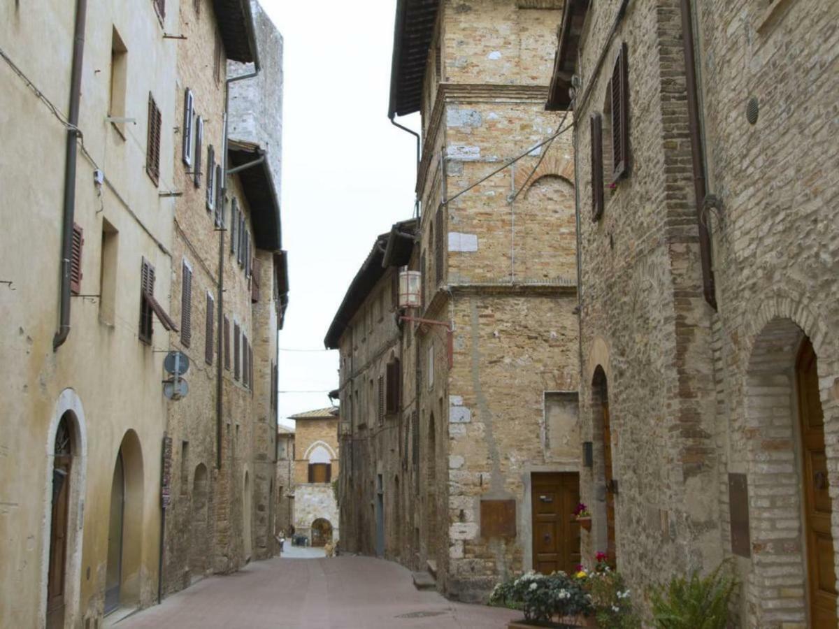 Il Prunello - Una Casa Tra Le Torri San Gimignano Luaran gambar